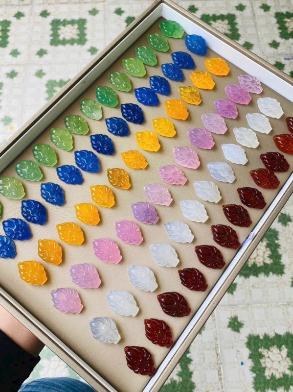 Hồ Ly Chúa Đá Chalcedony – Linh Vật Phong Thủy Tình Duyên Và May Mắn