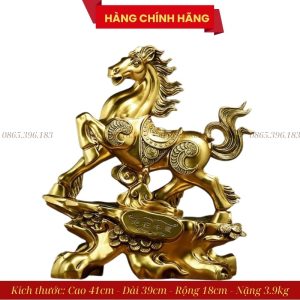 Tượng Ngựa Phong Thủy Vượng Mã Chiêu Tài – Biểu Tượng Thăng Tiến, May Mắn Và Tài Lộc