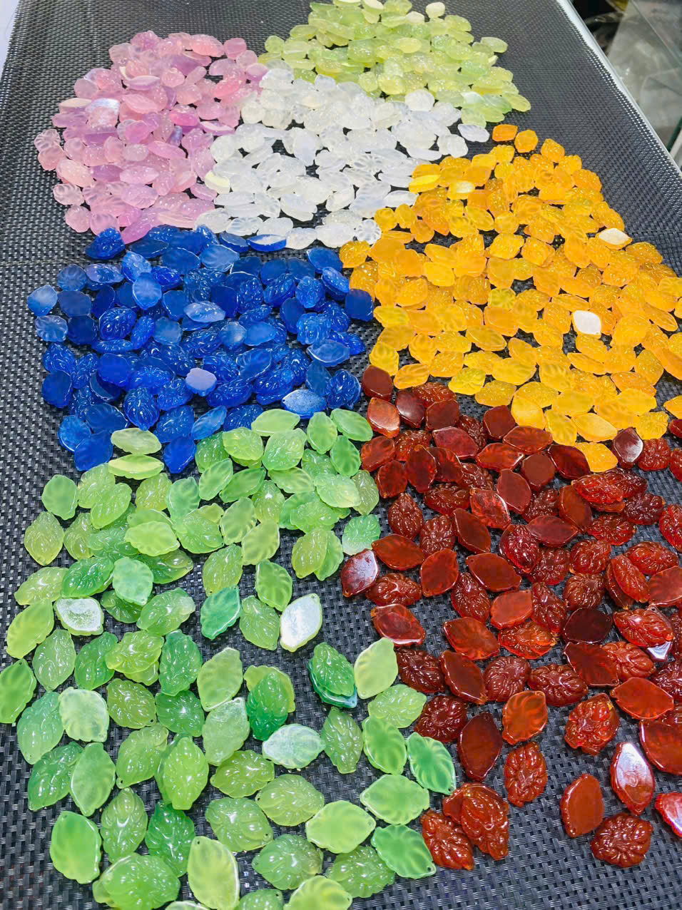 Hồ Ly Chúa Đá Chalcedony – Linh Vật Phong Thủy Tình Duyên Và May Mắn